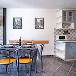 Apartamento In With Balcony, Air Condition, Wifi *