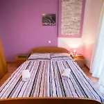 In With Balcony, Air Condition, Wifi Apartamento