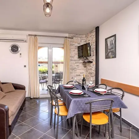 In With Balcony, Air Condition, Wifi