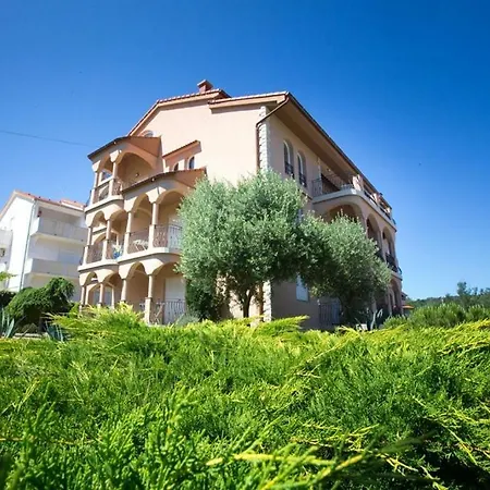 In With Balcony, Air Condition, Wifi Lopar