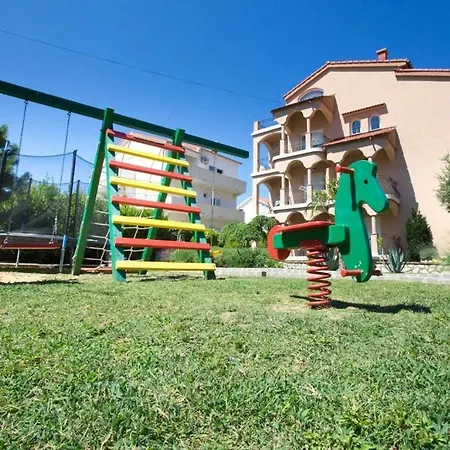 Apartmán In With Balcony, Air Condition, Wifi *