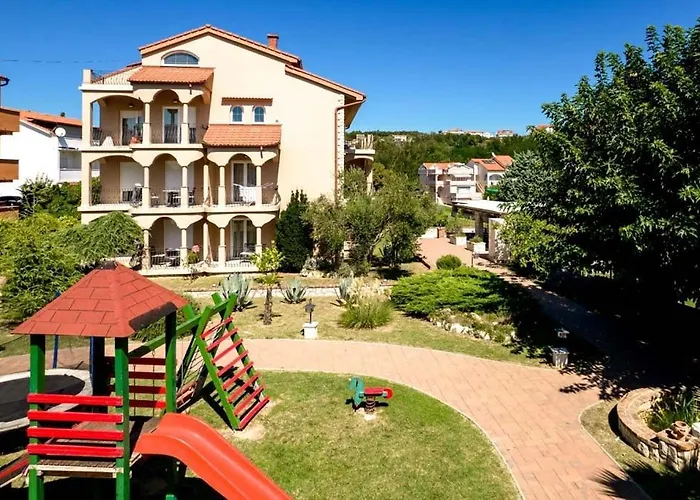 Apartment In With Balcony, Air Condition, Wifi *