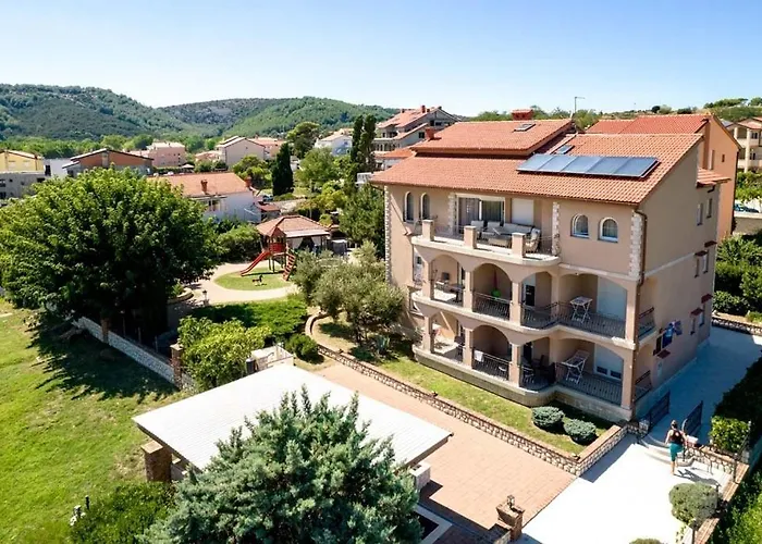 In With Balcony, Air Condition, Wifi