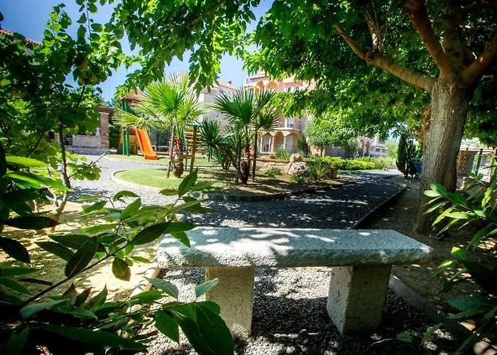 In With Balcony, Air Condition, Wifi Apartment Lopar